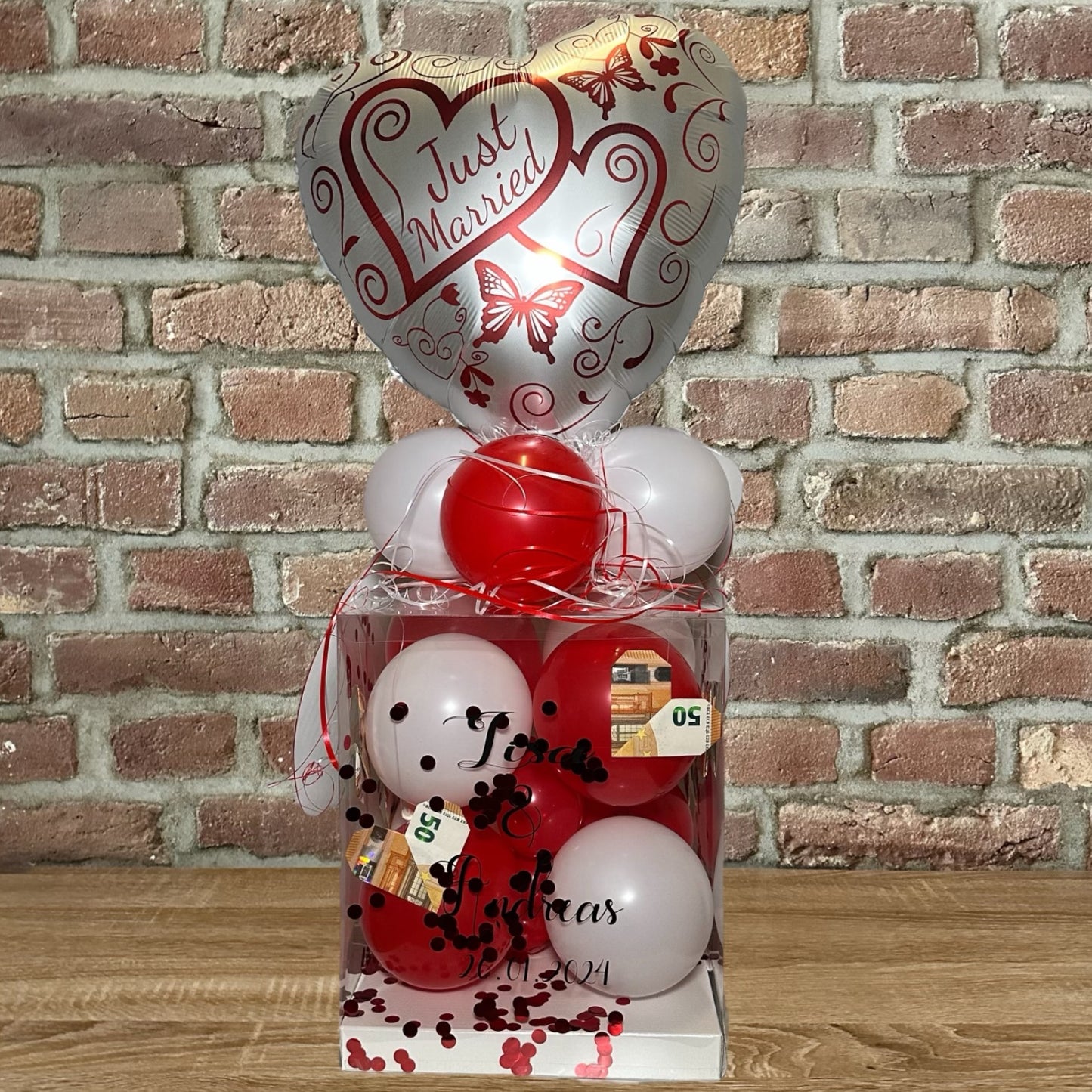 Ballonbox Hochzeit - Geldgeschenk - "Just Married rote Herzen"